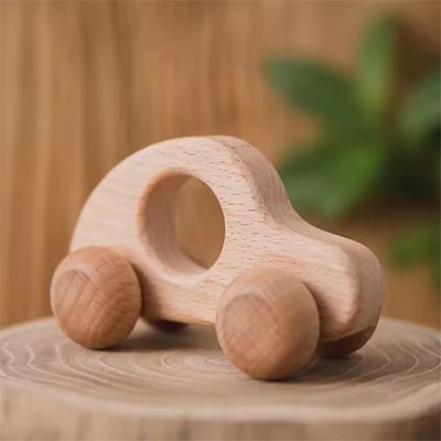 Voiture en bois